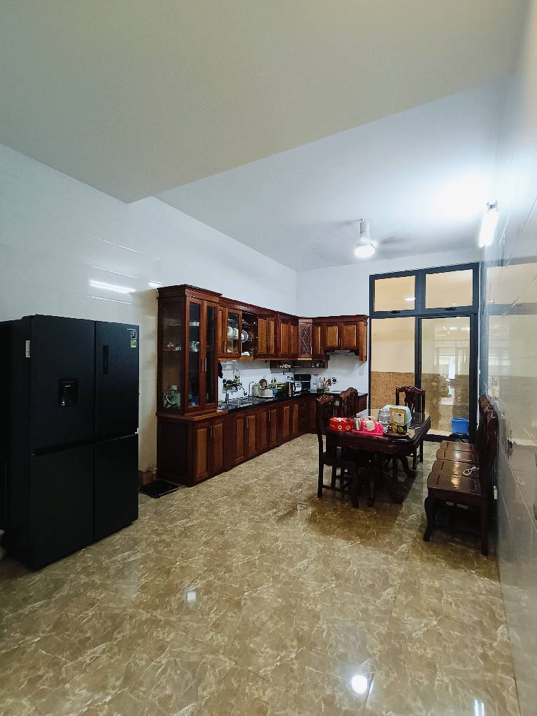 Bán nhà Thanh Lân - diện tích 104m2 4 tầng - Gara ô tô - giá 25,99 tỷ