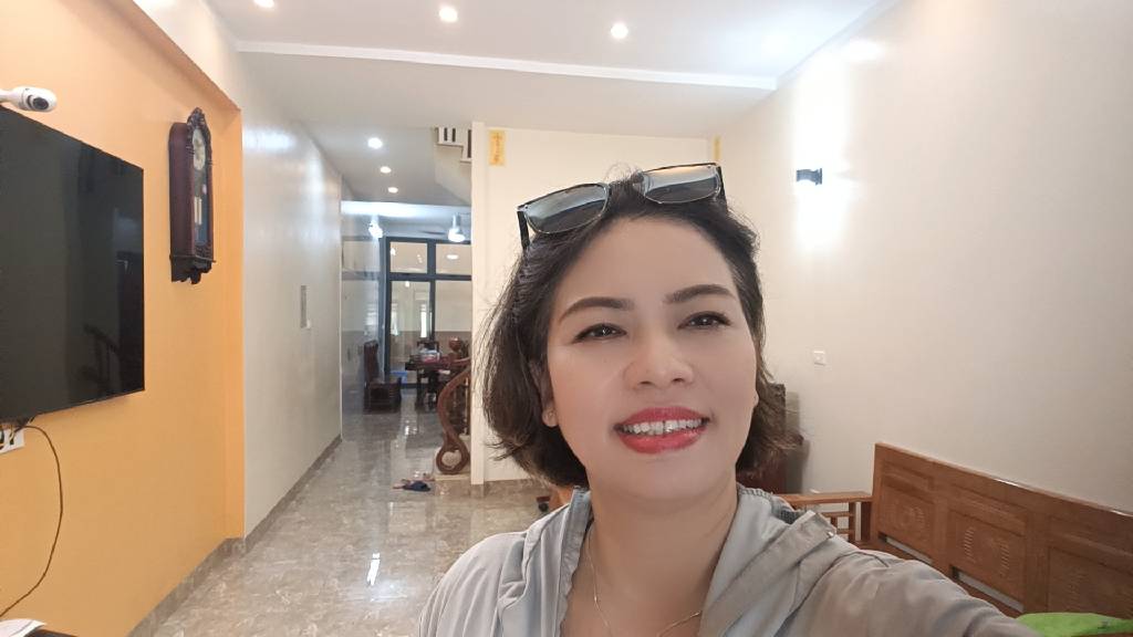 Bán nhà Thanh Lân - diện tích 104m2 4 tầng - Gara ô tô - giá 25,99 tỷ