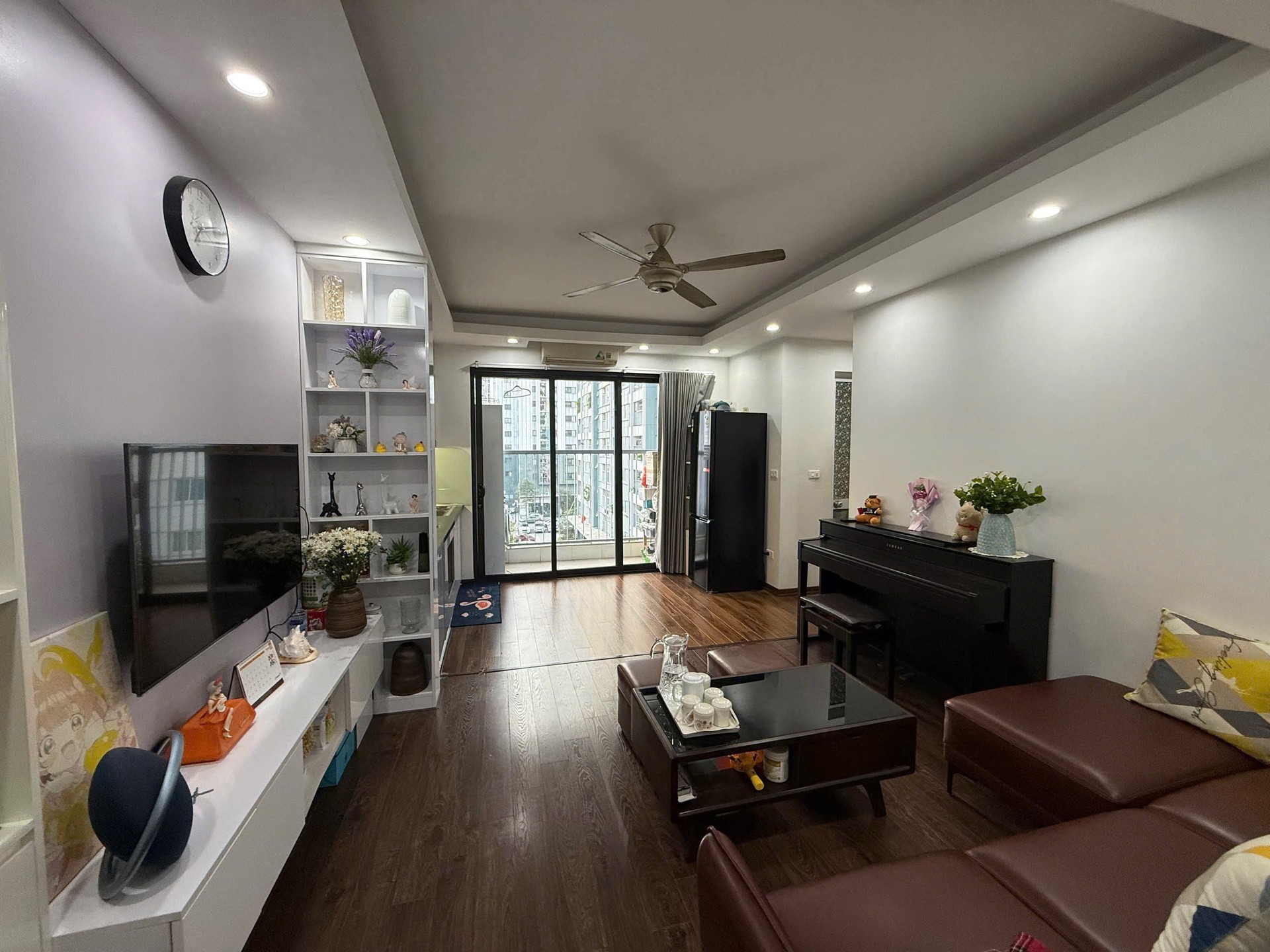 Bán nhà Linh đàm - diện tích 51m2 1 tầng - Căn góc full nội thất - giá 5,5 tỷ