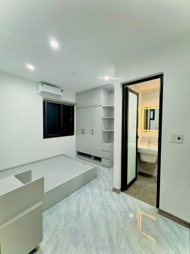 Bán nhà Tam Trinh - diện tích 95m2 7 tầng - Ô TÔ TRÁNH THÔNG - giá 27,9 tỷ