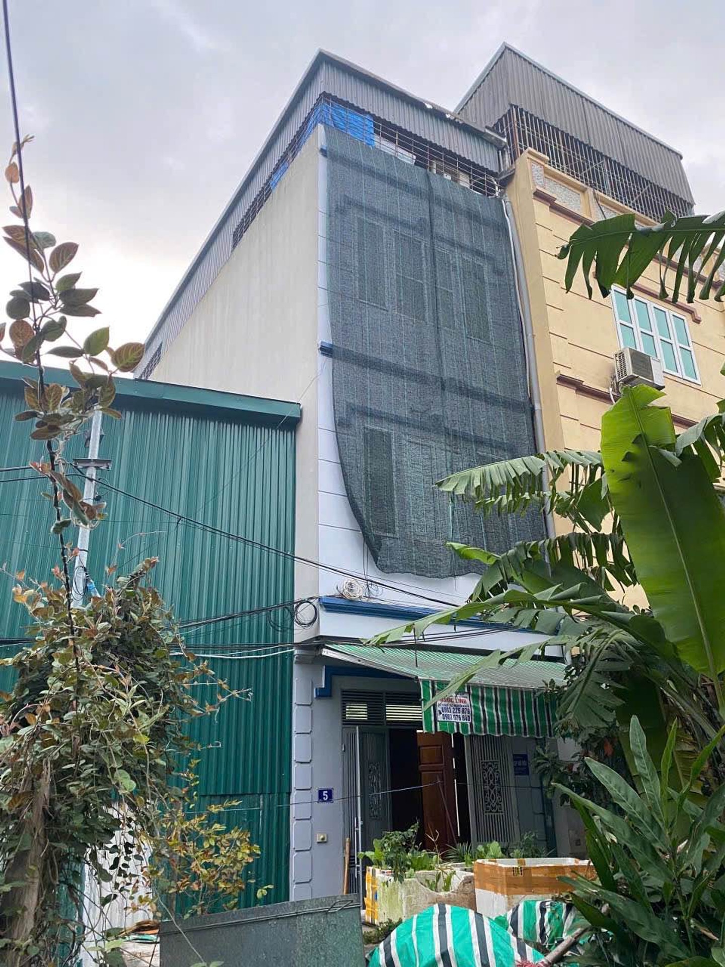 Bán nhà Nguyễn Khoái - diện tích 36m2 4 tầng - Ô tô đỗ cửa - giá 6,5 tỷ