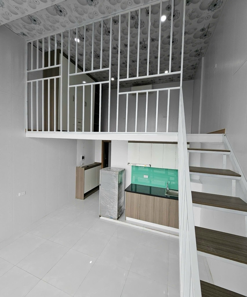 Bán nhà Đại Lộ Thăng Long - diện tích 120m2 7 tầng - Toà chung cư mini - giá 33,5 tỷ