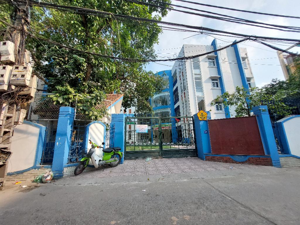 Bán nhà Định Công Thượng - diện tích 152.8m2 1 tầng - ô tô tránh - giá 35 tỷ