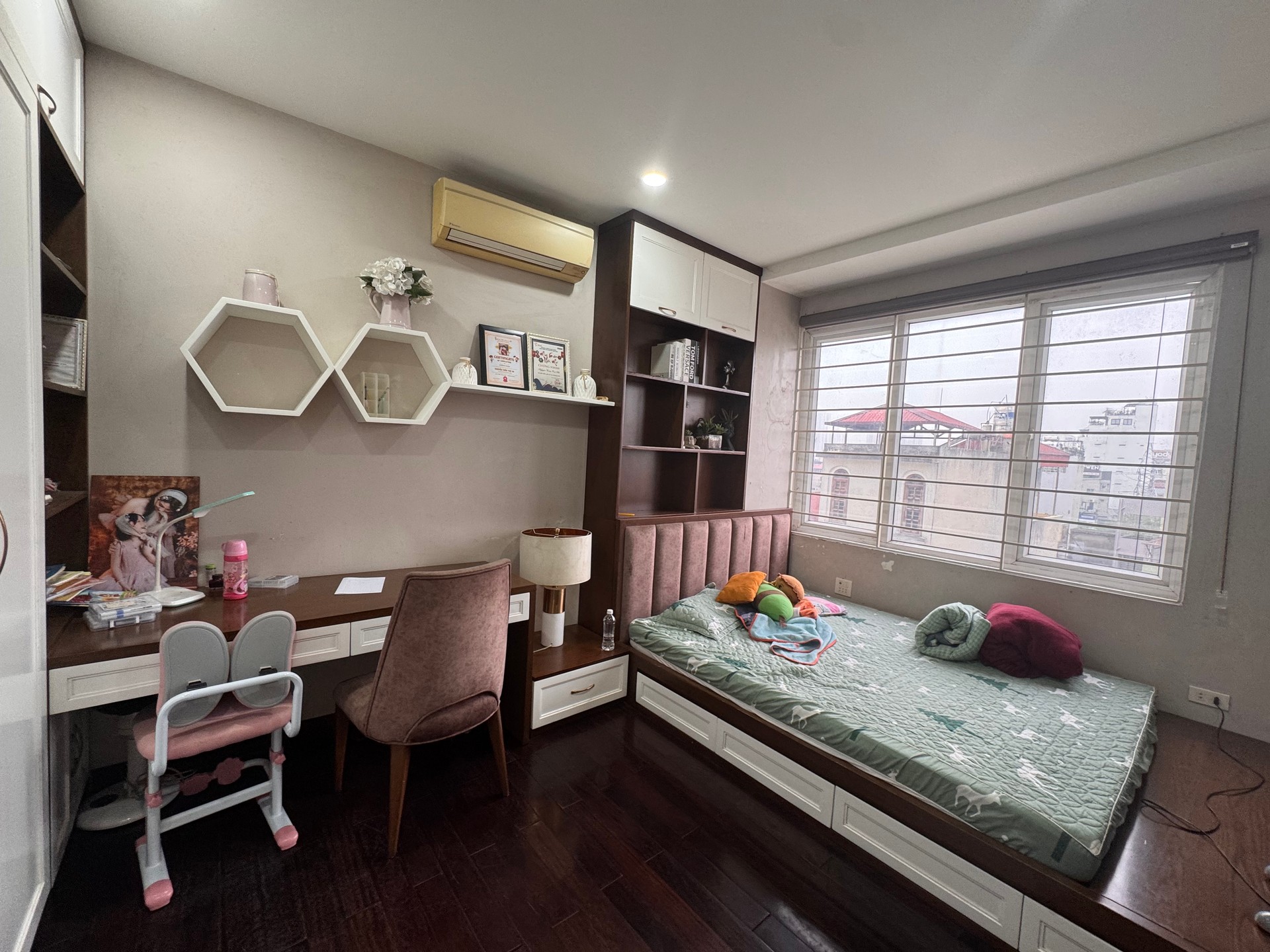 Bán nhà Trương Định - diện tích 70m2 8 tầng - Lô góc 2 mặt thoáng - giá 29,8 tỷ