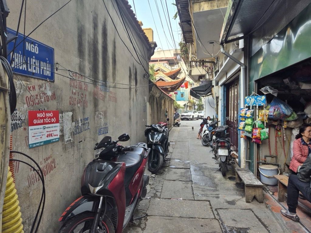 Bán nhà Ngõ Chùa Liên Phái - diện tích 28m2 1 tầng - Nhà lô góc, gần ô tô - giá 2,1 tỷ