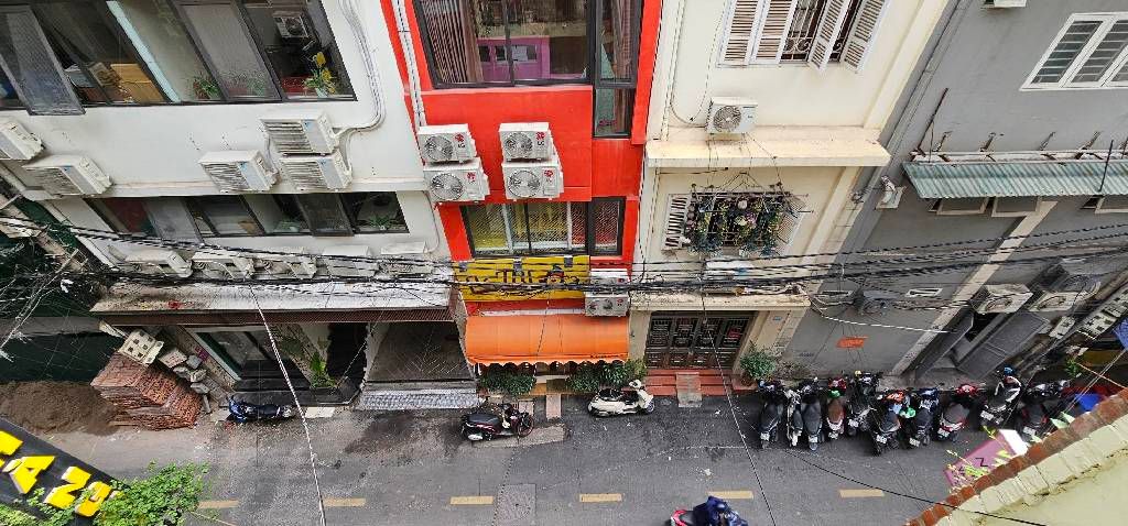 Bán nhà Đông Các - diện tích 72m2 4 tầng - ô tô tránh - giá 29,8 tỷ