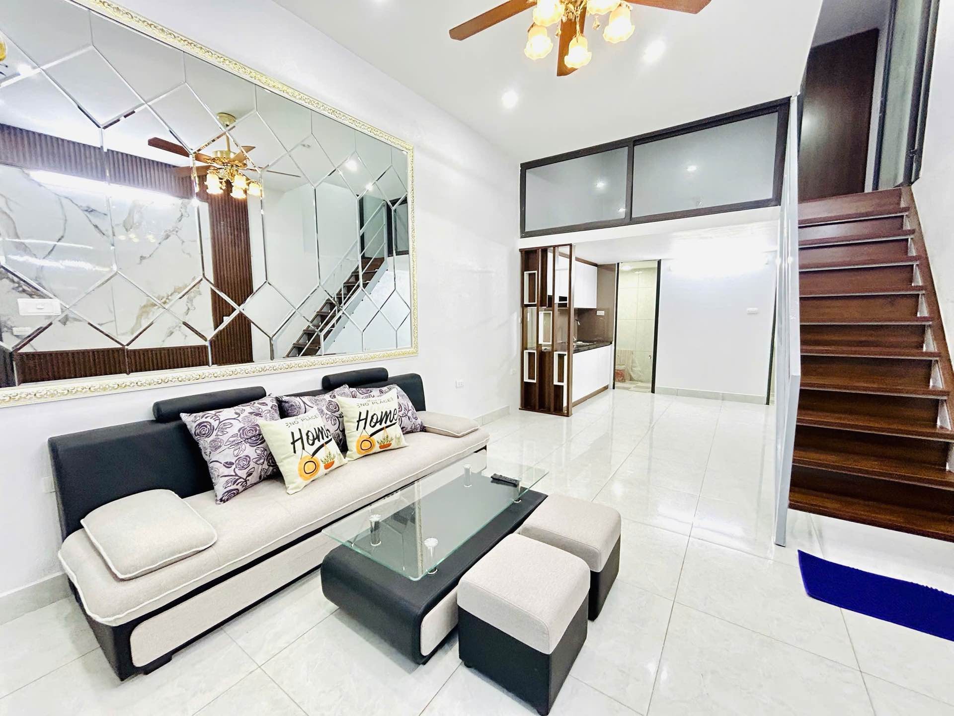 Bán nhà Nam Dư - diện tích 31m2 2 tầng - gần ô tô - giá 3,05 tỷ