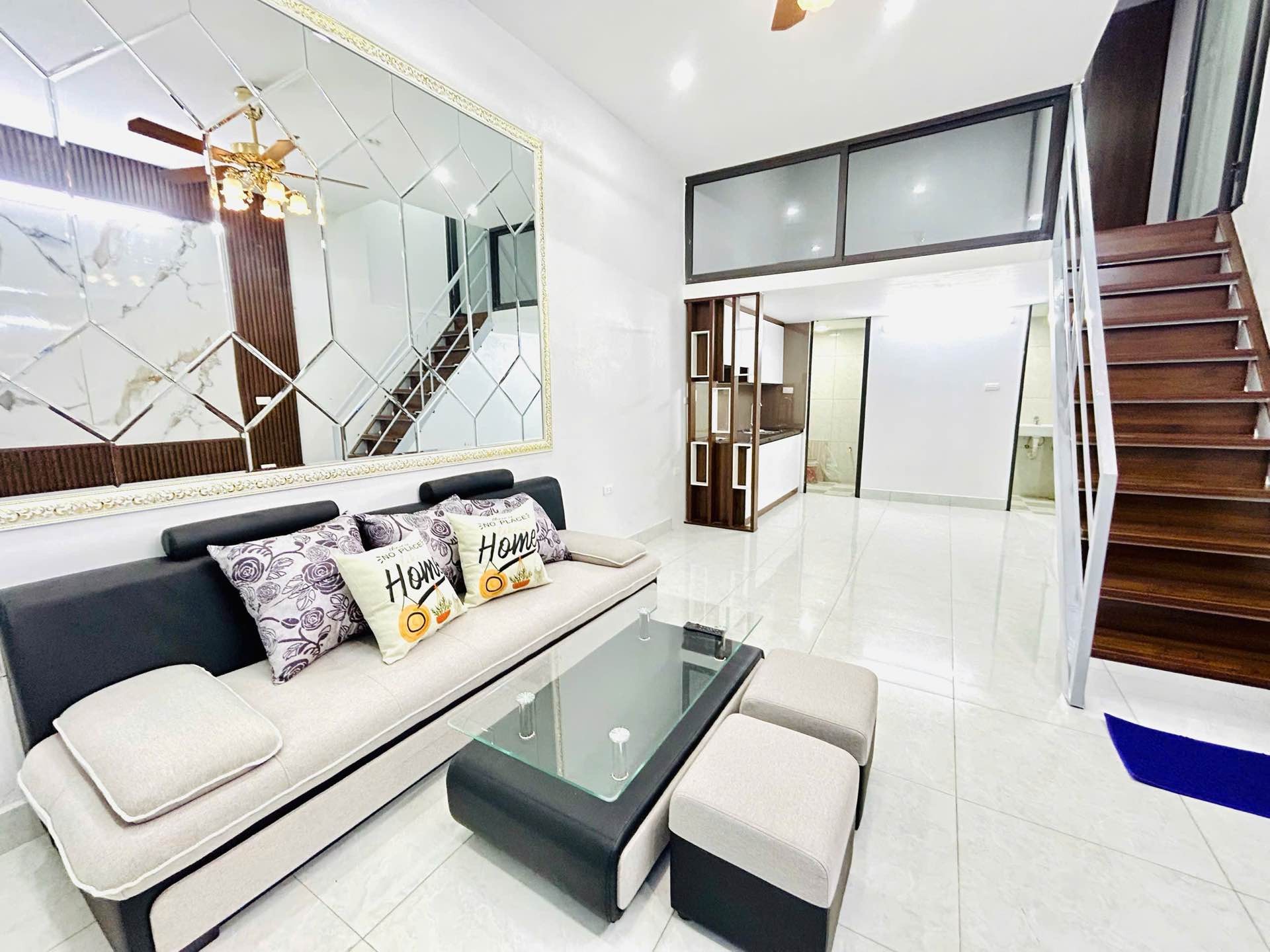 Bán nhà Nam Dư - diện tích 31m2 2 tầng - gần ô tô - giá 3,05 tỷ