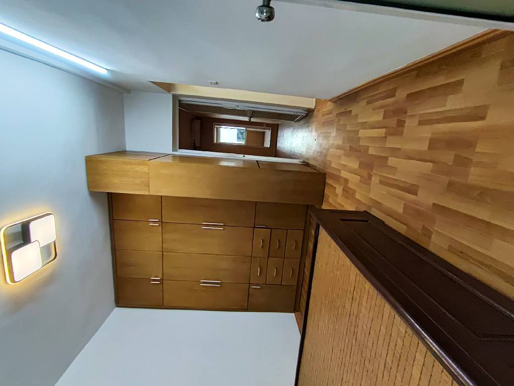 Bán nhà Ngọc Hồi - diện tích 85m2 5 tầng - Ô tô đỗ cầu thang - giá 3,45 tỷ