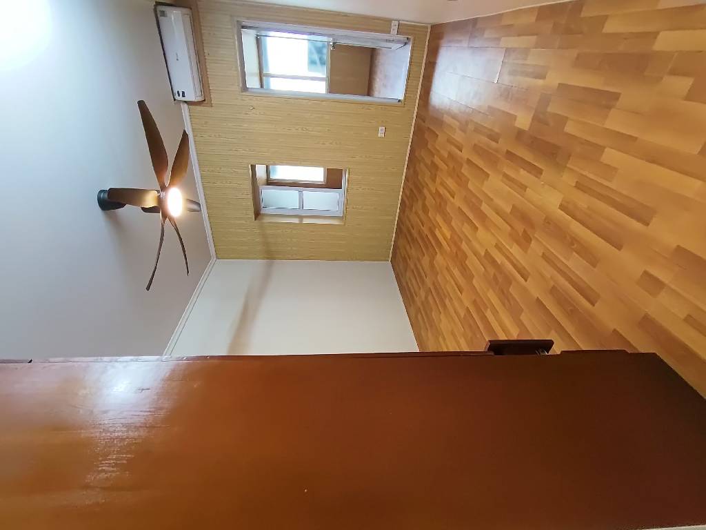 Bán nhà Ngọc Hồi - diện tích 85m2 5 tầng - Ô tô đỗ cầu thang - giá 3,45 tỷ