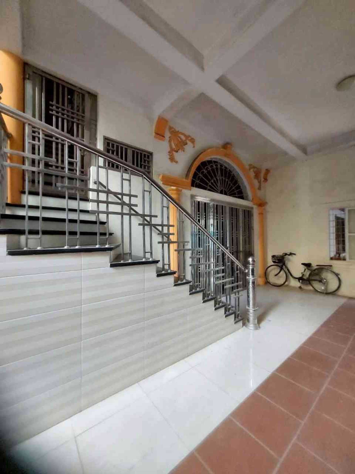 Bán nhà Kim Giang - diện tích 49m2 2 tầng - Nhà cũ không có gì mô tả - giá 13,5 tỷ
