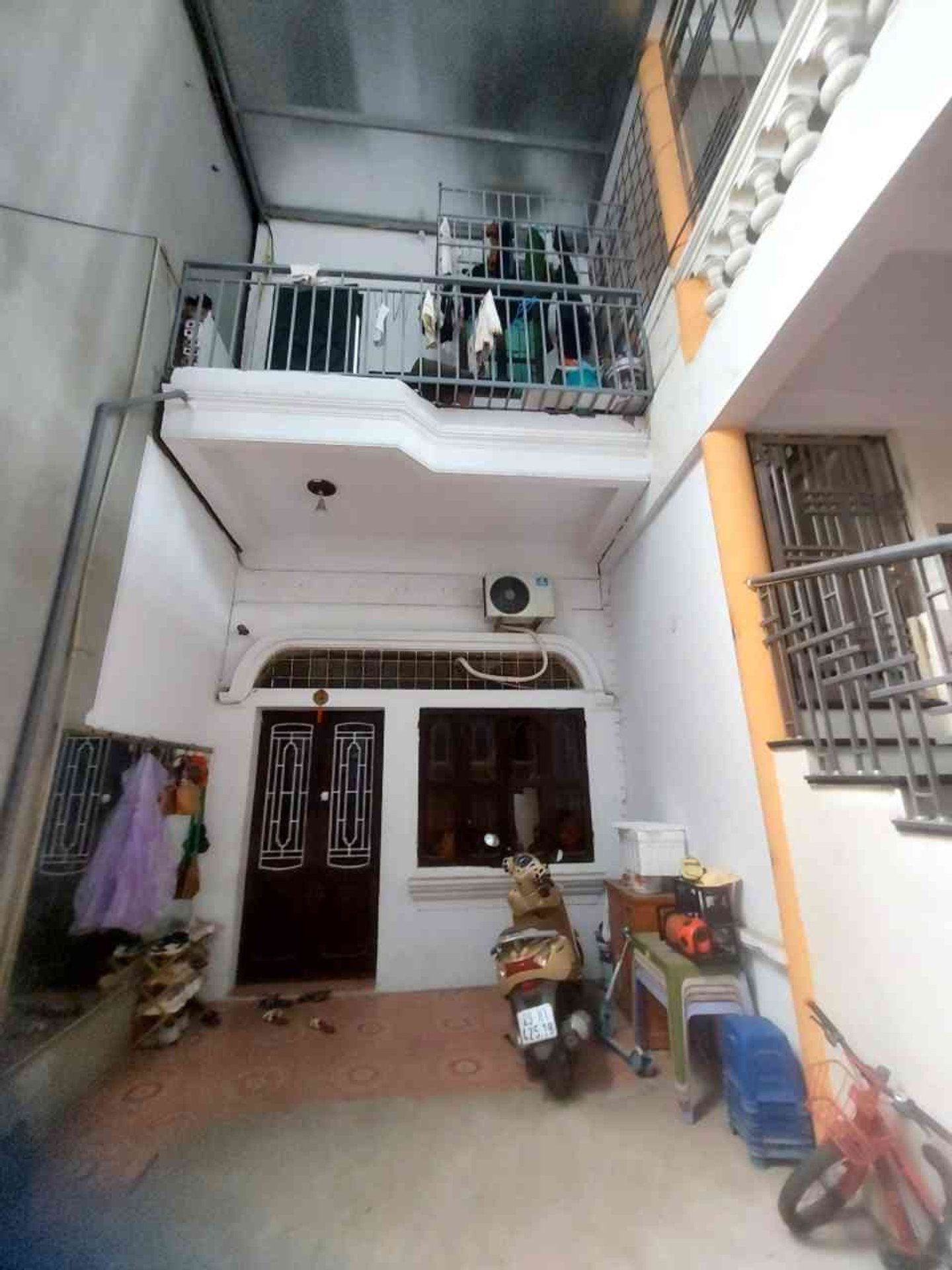 Bán nhà Kim Giang - diện tích 49m2 2 tầng - Nhà cũ không có gì mô tả - giá 13,5 tỷ