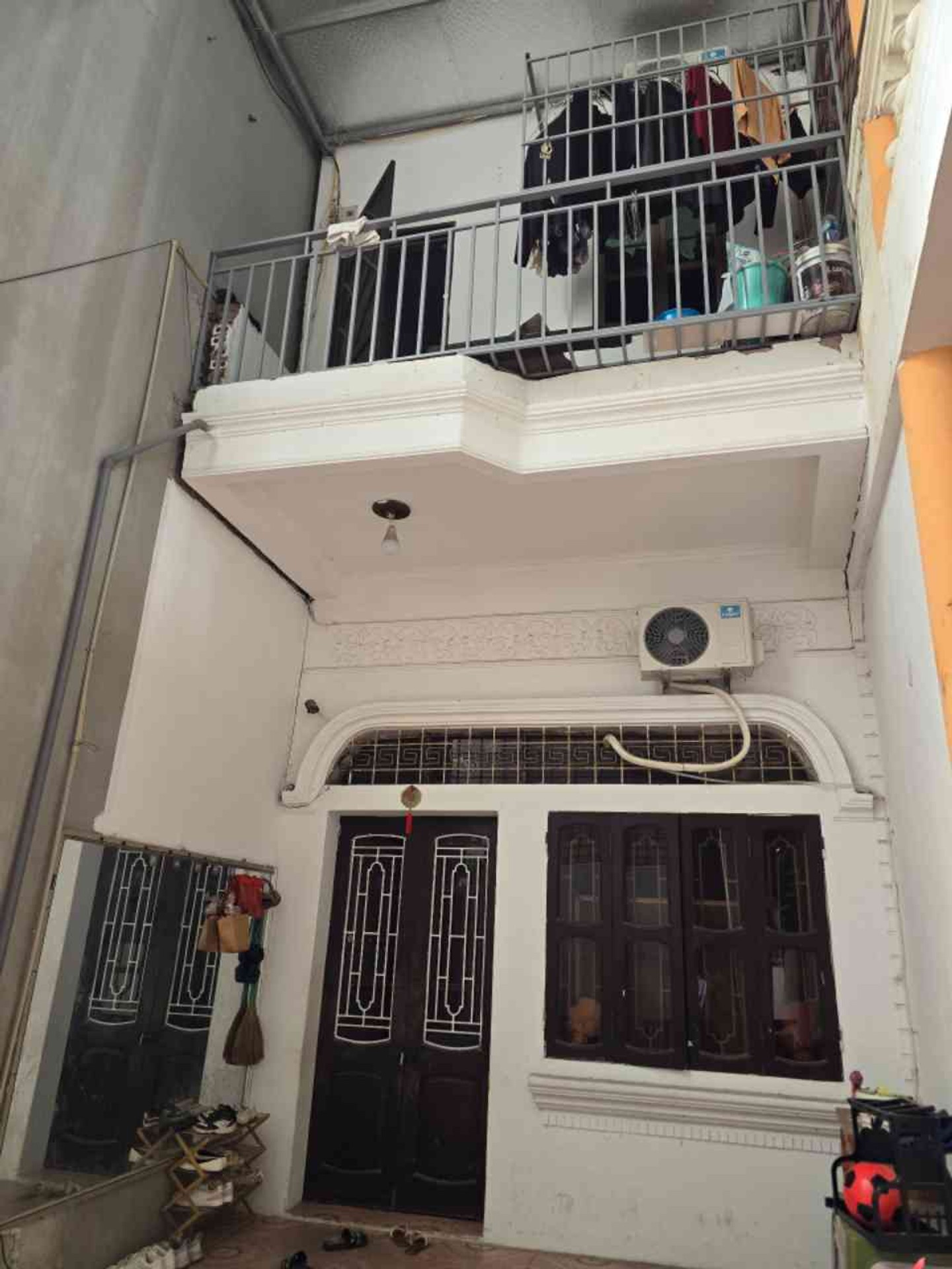 Bán nhà Kim Giang - diện tích 49m2 2 tầng - Nhà cũ không có gì mô tả - giá 13,5 tỷ