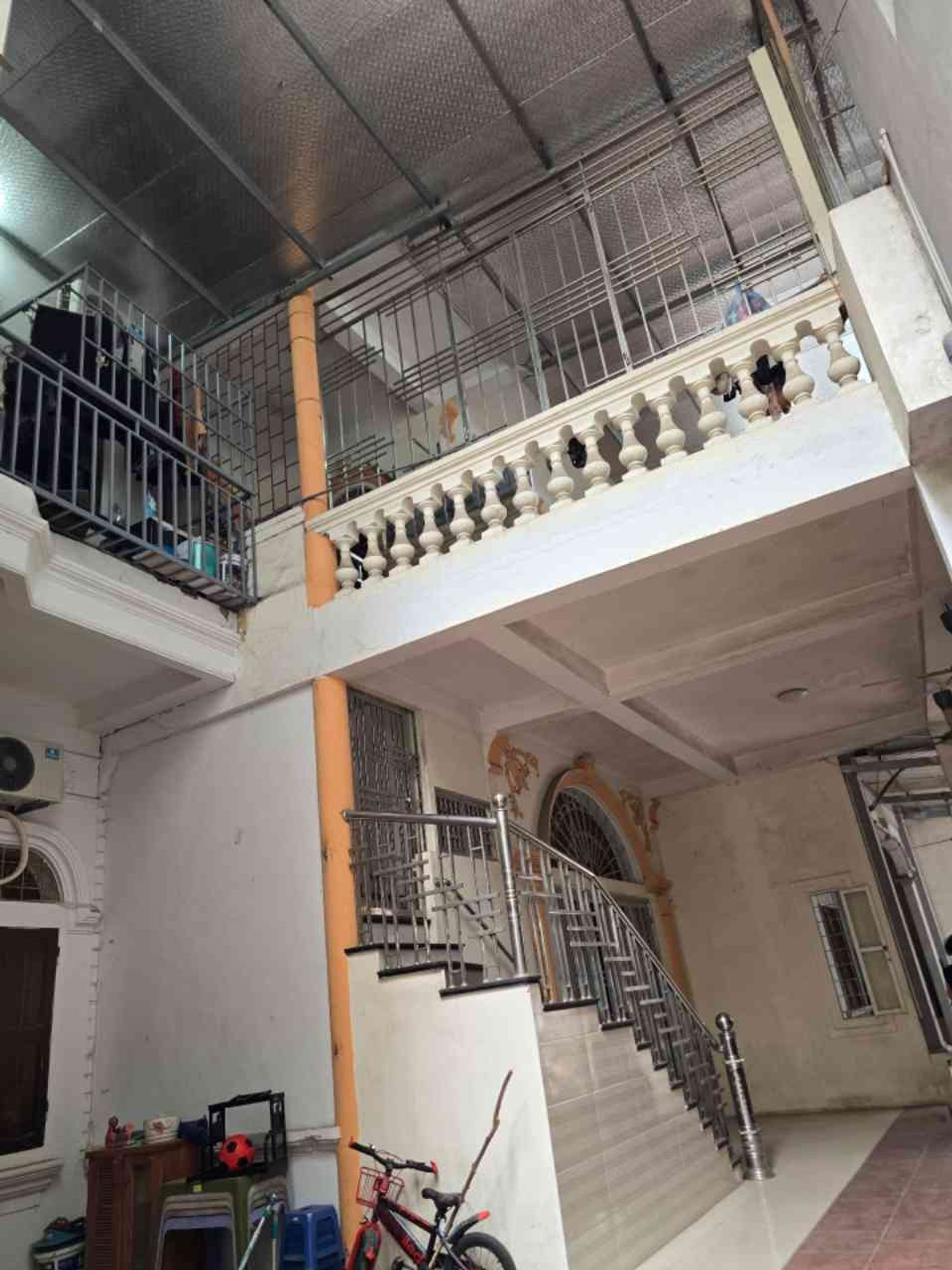 Bán nhà Kim Giang - diện tích 49m2 2 tầng - Nhà cũ không có gì mô tả - giá 13,5 tỷ