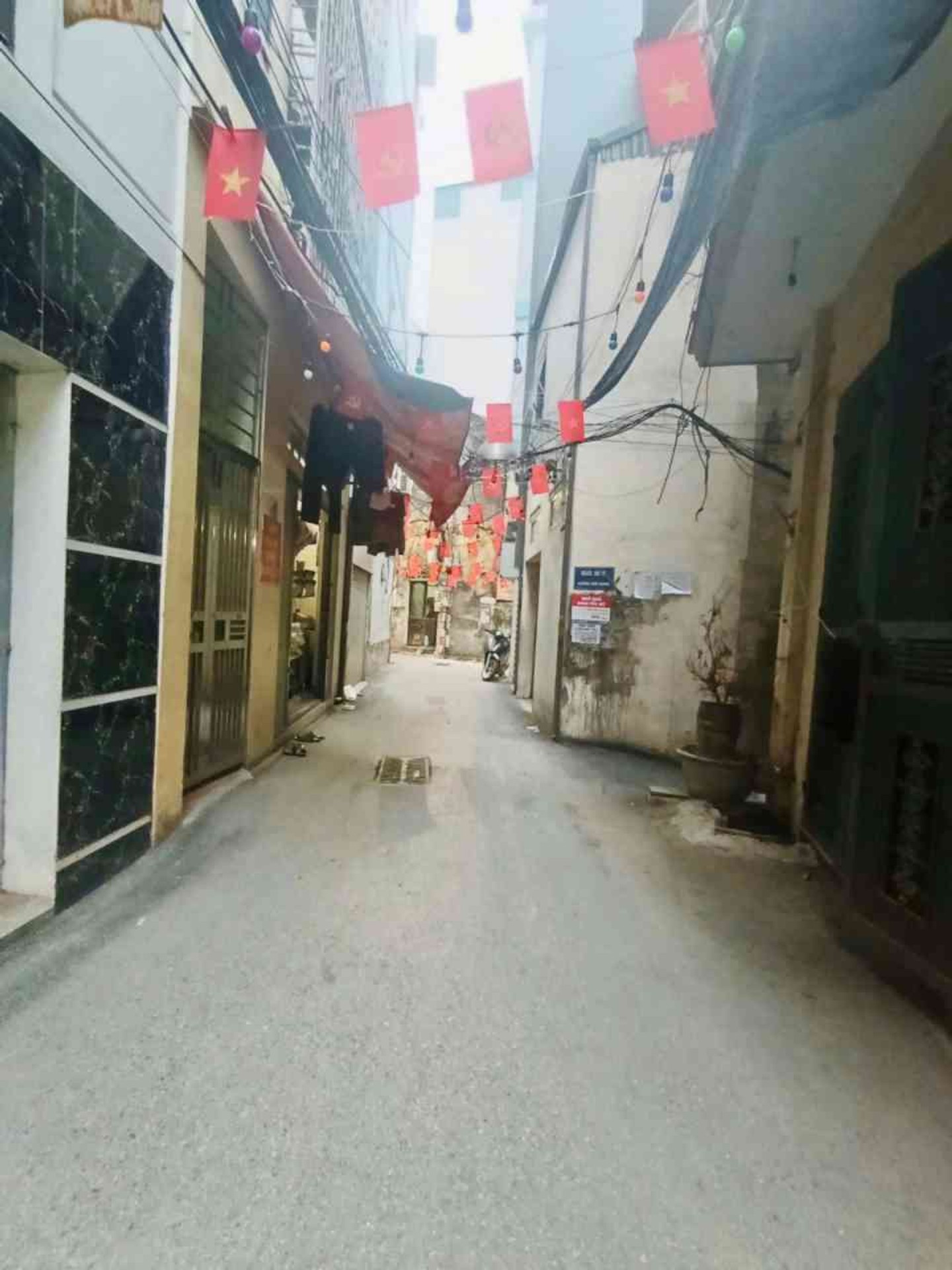 Bán nhà Kim Giang - diện tích 31m2 4 tầng - Mặt ngõ thông - giá 11,3 tỷ