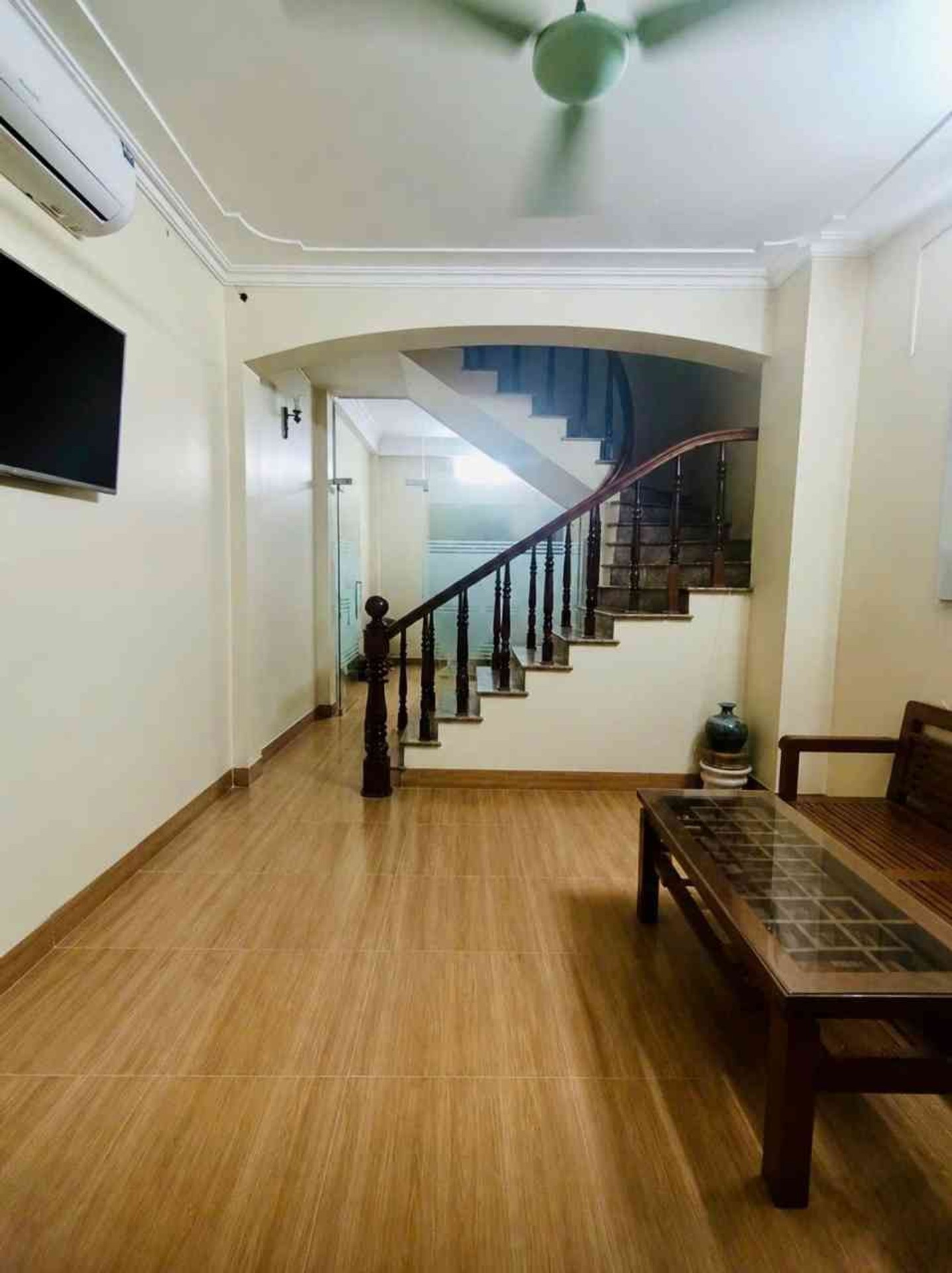 Bán nhà Kim Giang - diện tích 31m2 4 tầng - Mặt ngõ thông - giá 11,3 tỷ