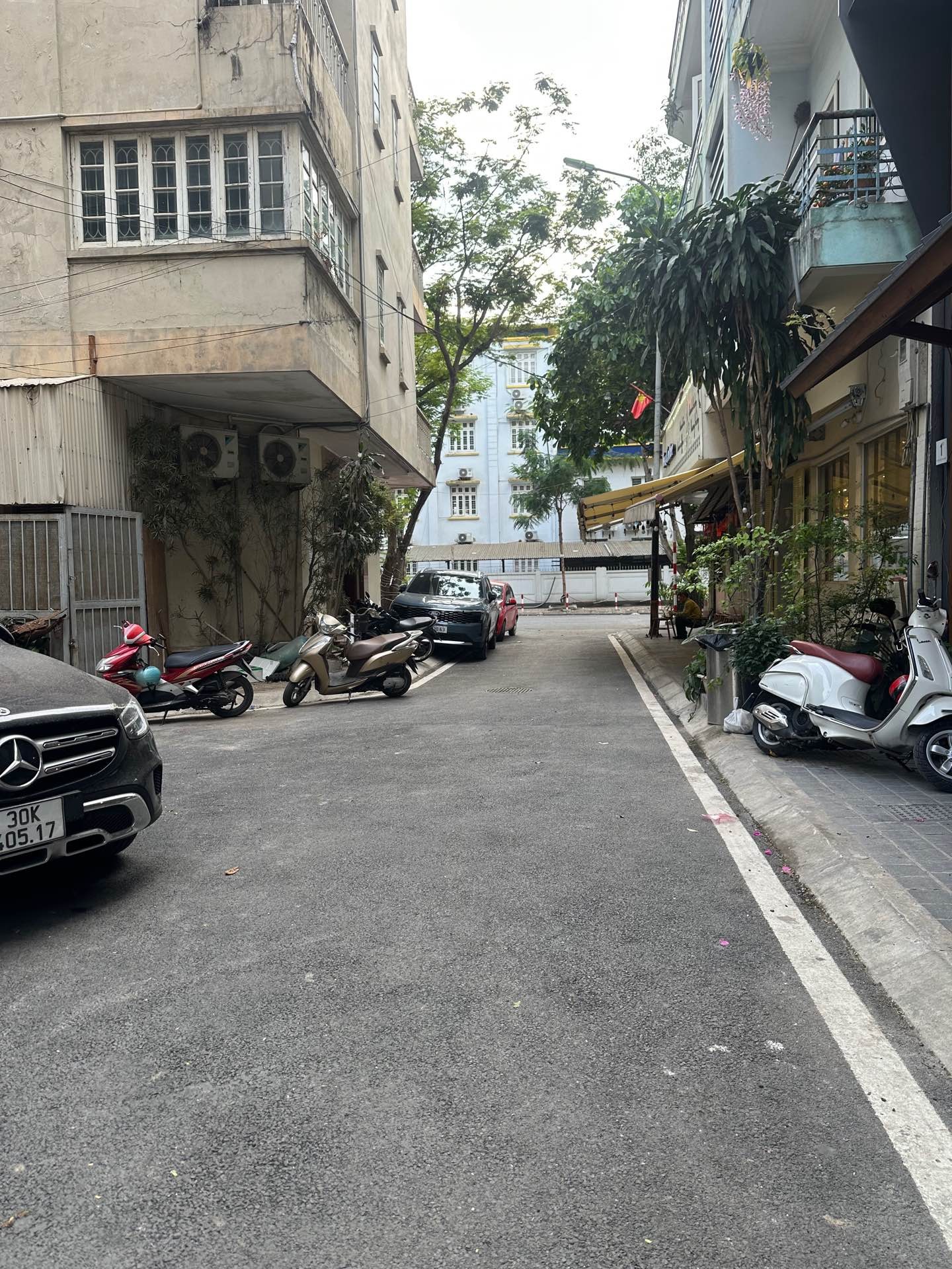 Bán nhà Nguyễn Thị Định - diện tích 59m2 1 tầng - Ô TÔ TRÁNH - giá 37,5 tỷ