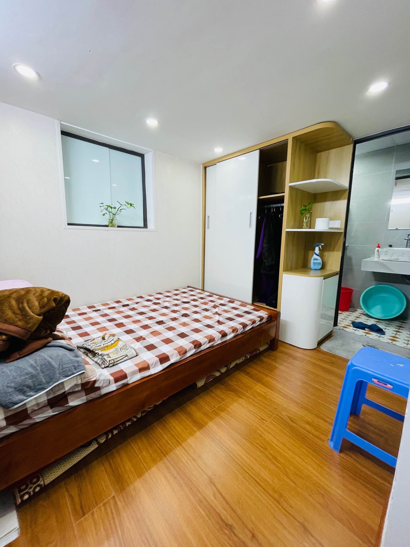 Bán nhà Phố Huế - diện tích 70m2 2 tầng - Lô góc sáng thoáng - giá 5,5 tỷ