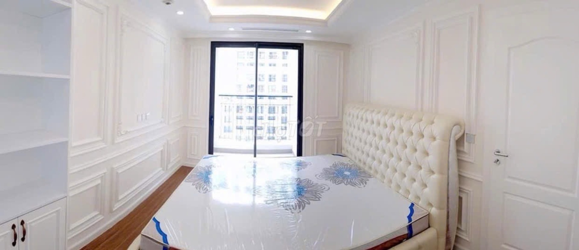 Bán nhà Dương Văn Bé - diện tích 95m2 22 tầng - Căn hộ đẹp, đầy đủ tiện ích - giá 9,3 tỷ
