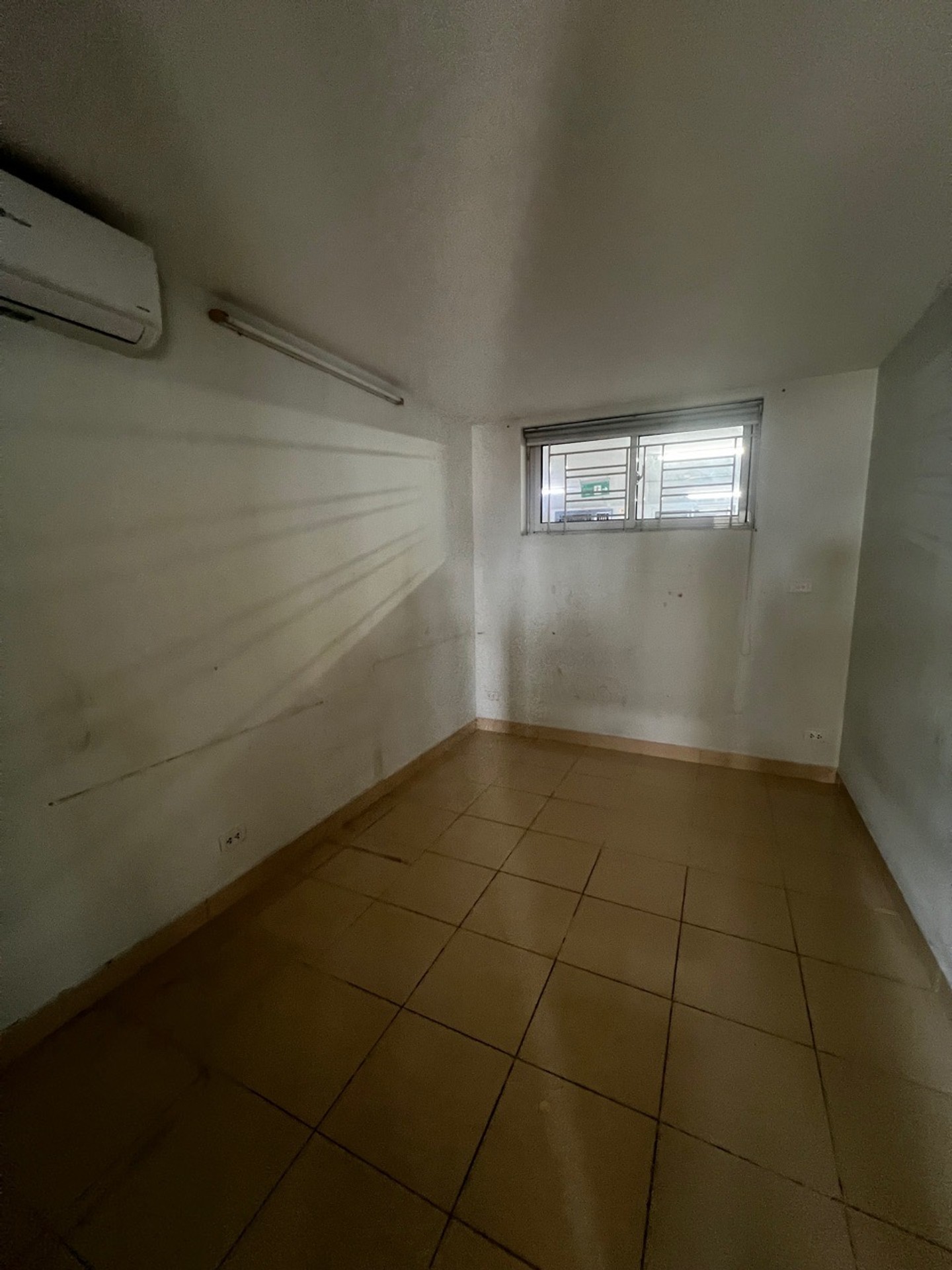 Bán nhà 51 Quan Nhân - diện tích 75m2 5 tầng - Căn hộ đẹp, hiện đại - giá 5,8 tỷ