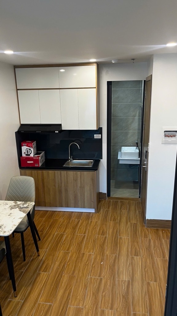 Bán nhà Nguyễn Văn Trỗi - diện tích 102m2 7 tầng - Thang máy, ô tô cứu hỏa đỗ cửa - giá 36 tỷ