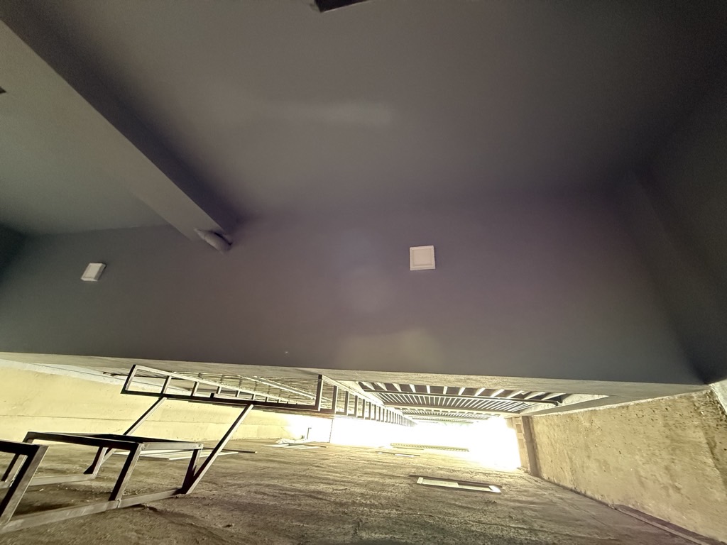 Bán nhà Nguyễn Văn Trỗi - diện tích 102m2 7 tầng - Thang máy, ô tô cứu hỏa đỗ cửa - giá 36 tỷ