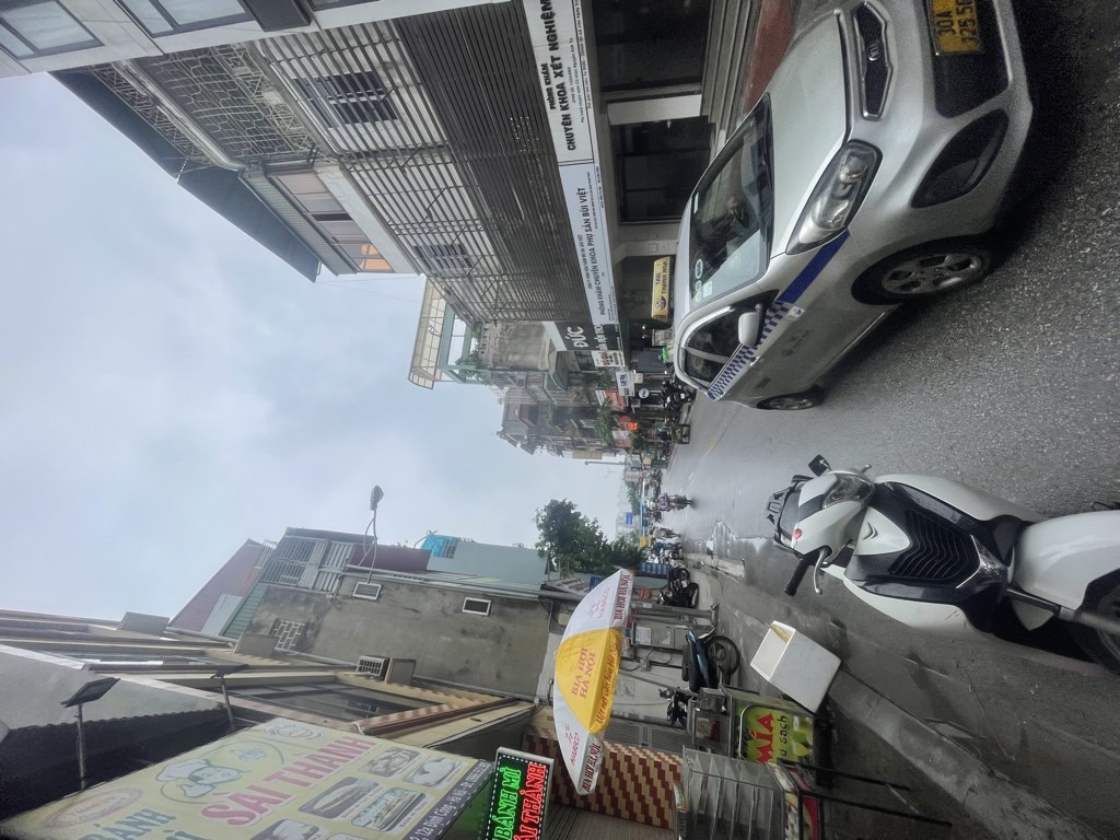 Bán nhà Trương Định - diện tích 76m2 6 tầng - Mặt phố - giá 27 tỷ