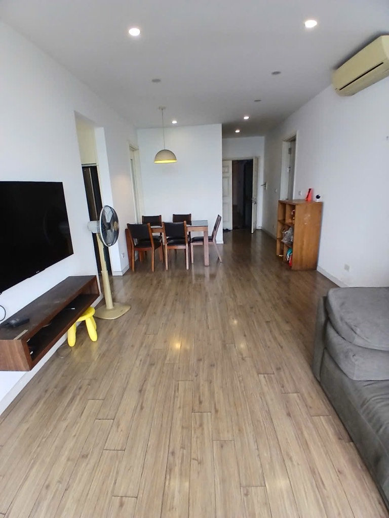Bán nhà CT8 - diện tích 102m2 1 tầng - VỊ TRÍ ĐẸP, GIAO THÔNG THUẬN LỢI - giá 8,9 tỷ