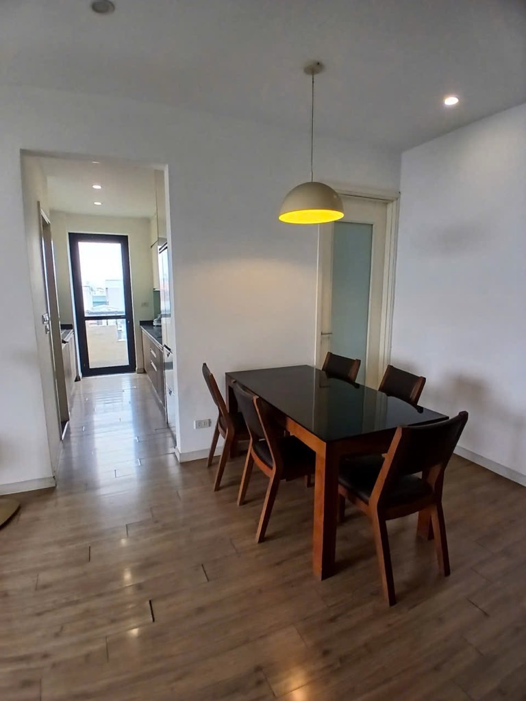 Bán nhà CT8 - diện tích 102m2 1 tầng - VỊ TRÍ ĐẸP, GIAO THÔNG THUẬN LỢI - giá 8,9 tỷ