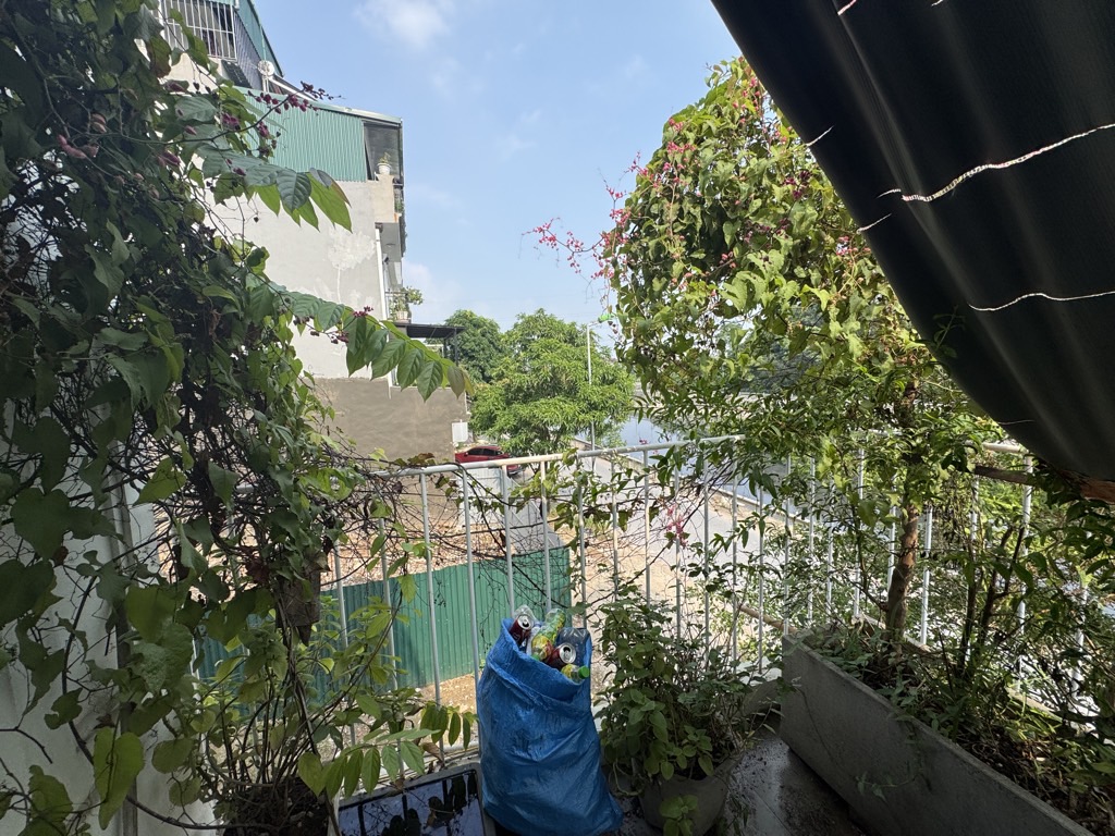 Bán nhà Tây Nam Linh Đàm - diện tích 180m2 4 tầng - Lô góc - giá 41,8 tỷ