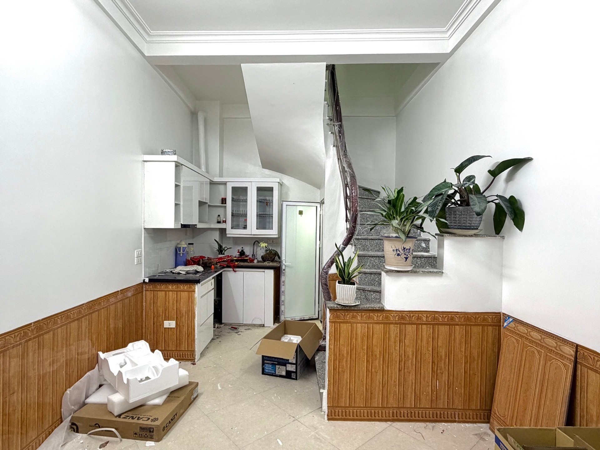 Bán nhà Hoàng Mai - diện tích 24m2 4 tầng - Nhà đẹp, khung BTCT - giá 6,6 tỷ