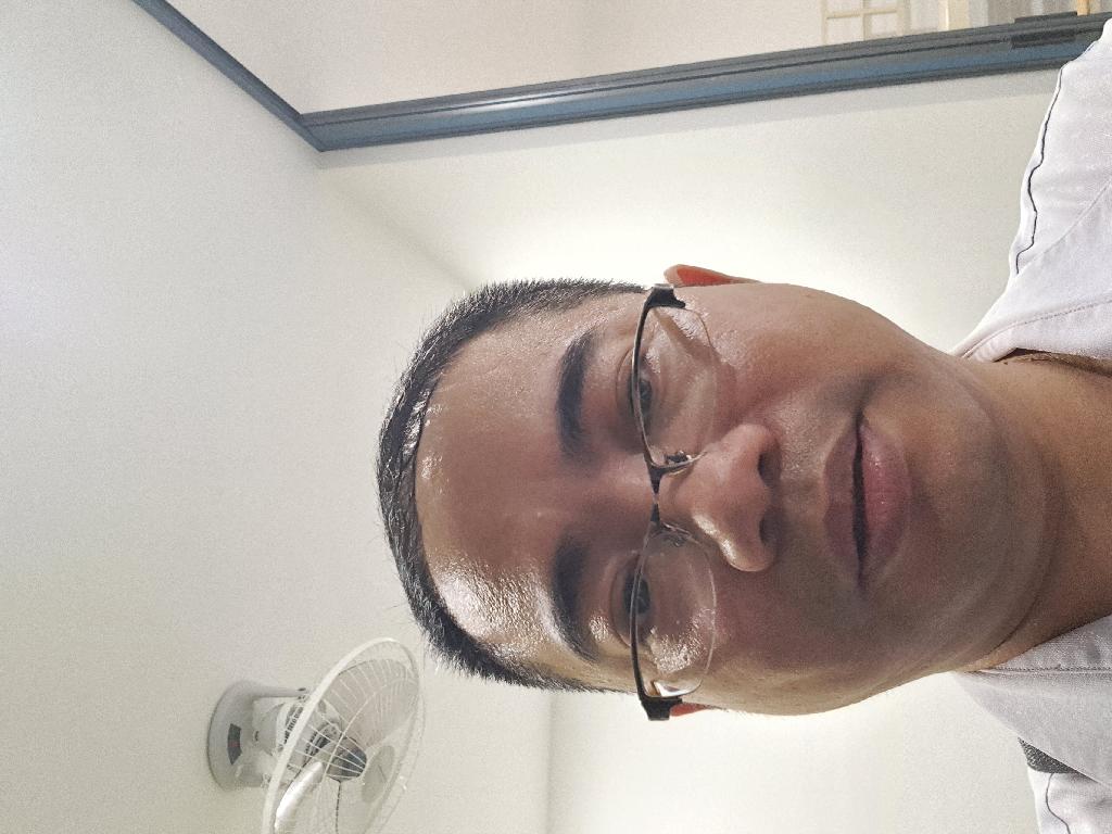 Bán nhà Khuất Duy Tiến - diện tích 100m2 8 tầng - ô tô tránh - giá 34 tỷ