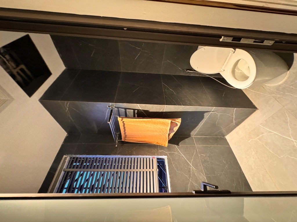 Bán nhà Đại Kim - diện tích 210m2 9 tầng - Lô góc 3 mặt thoáng - giá 140 tỷ