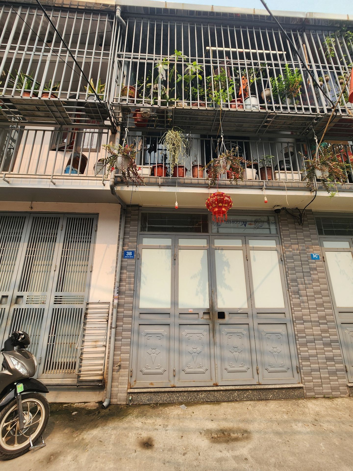 Bán nhà Thanh Lân - diện tích 30m2 2 tầng - Ô tô tránh - giá 3,45 tỷ