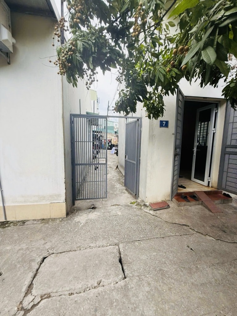 Bán nhà Lĩnh Nam - diện tích 95m2 1 tầng - Ô tô đỗ cổng - giá 11,9 tỷ