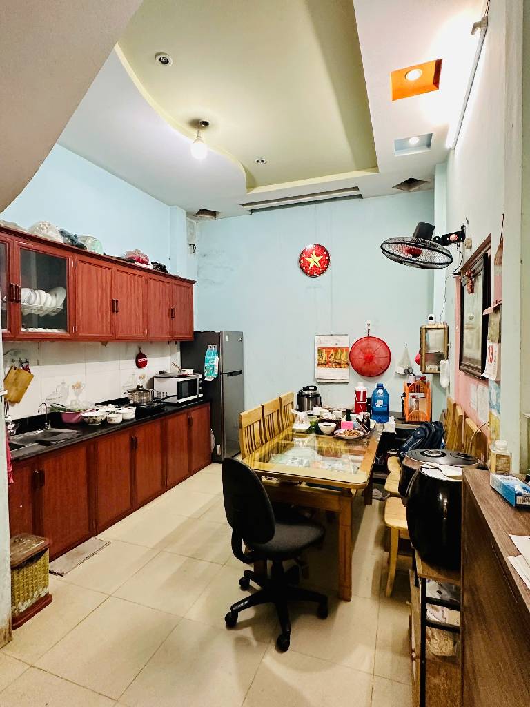 Bán nhà Kim Giang - diện tích 52m2 4 tầng - Ô tô đỗ cửa - giá 12,8 tỷ