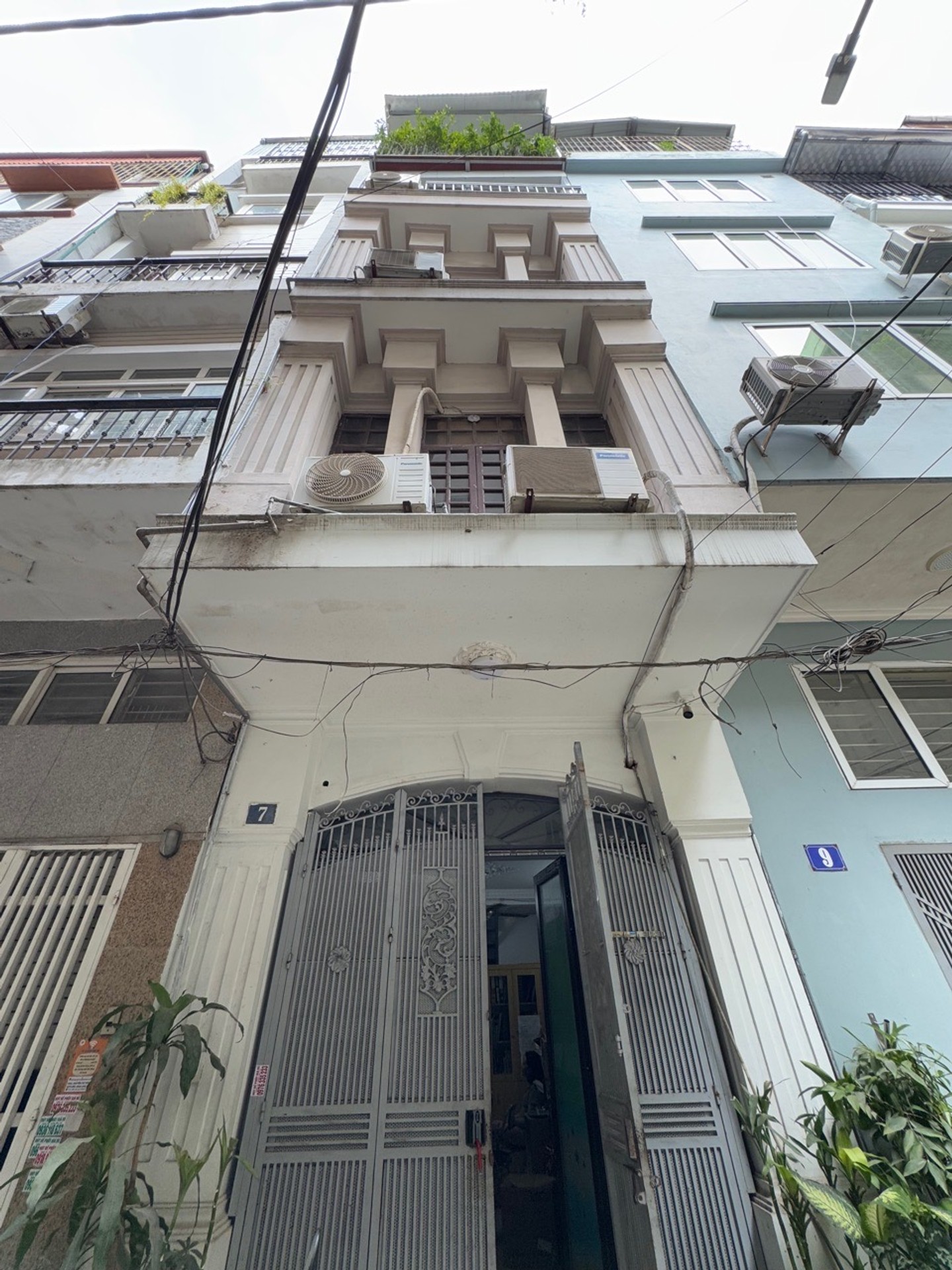 Bán nhà Láng - diện tích 29m2 5 tầng - Phân lô ô tô dừng đỗ - giá 15 tỷ