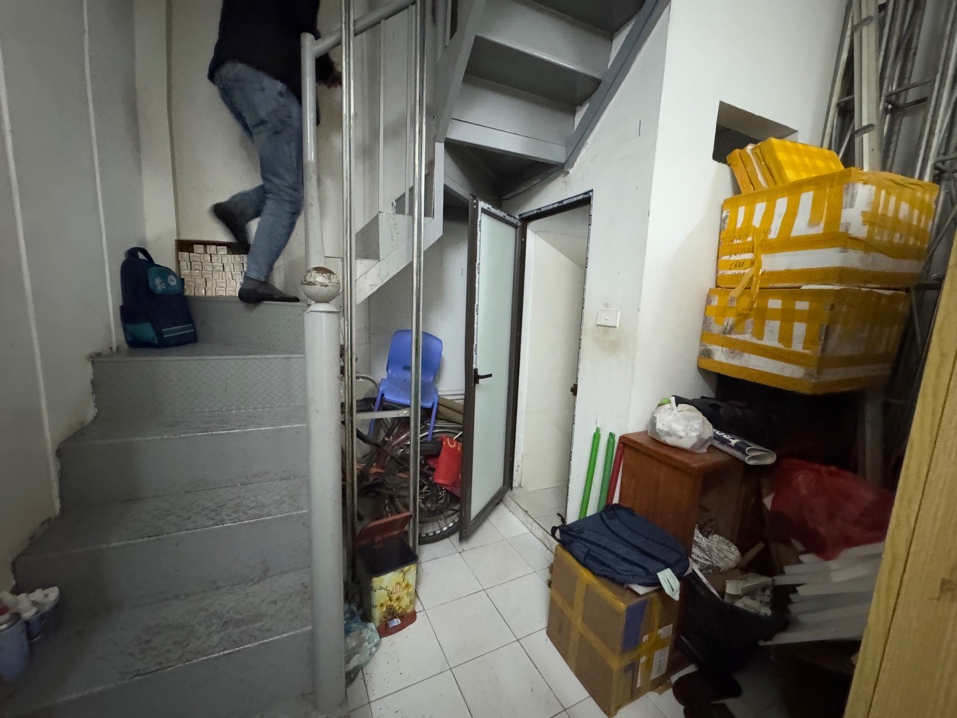 Bán nhà Láng - diện tích 29m2 5 tầng - Phân lô ô tô dừng đỗ - giá 15 tỷ