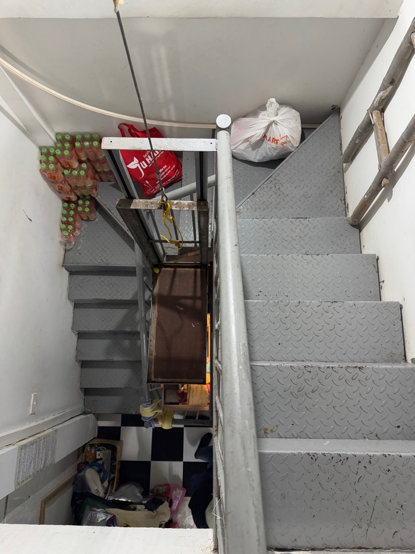 Bán nhà Láng - diện tích 29m2 5 tầng - Phân lô ô tô dừng đỗ - giá 15 tỷ