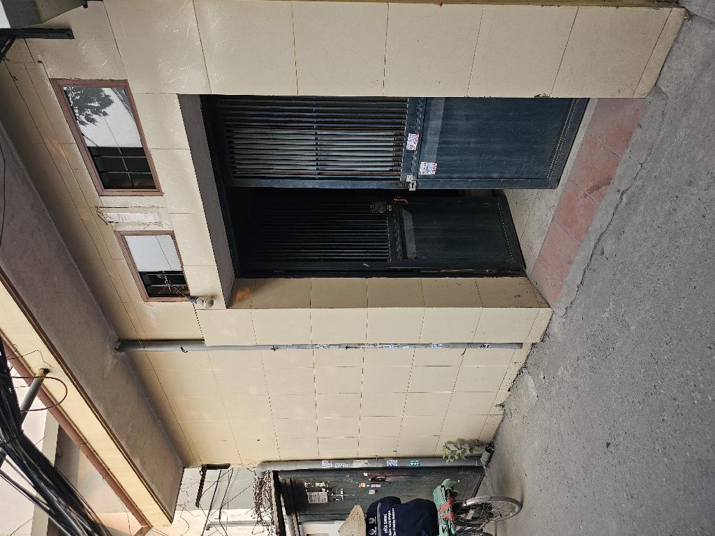 Bán nhà Nguyễn Đức Cảnh - diện tích 45m2 0 tầng - đất vuông vắn không lỗi phong thủy - giá 6,25 tỷ