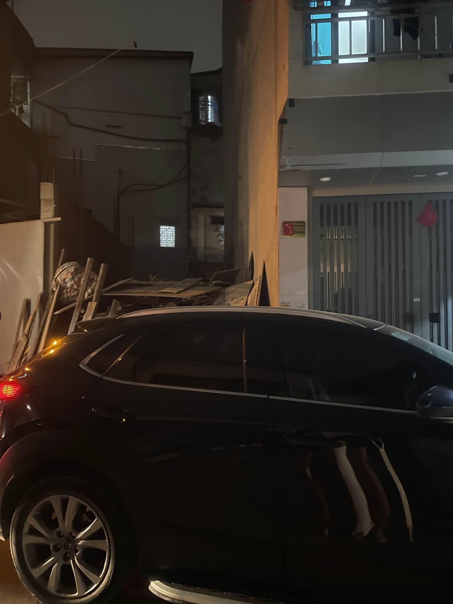 Bán nhà Hai Bà Trưng - diện tích 30m2 0 tầng - Ô tô tránh - giá 9,2 tỷ
