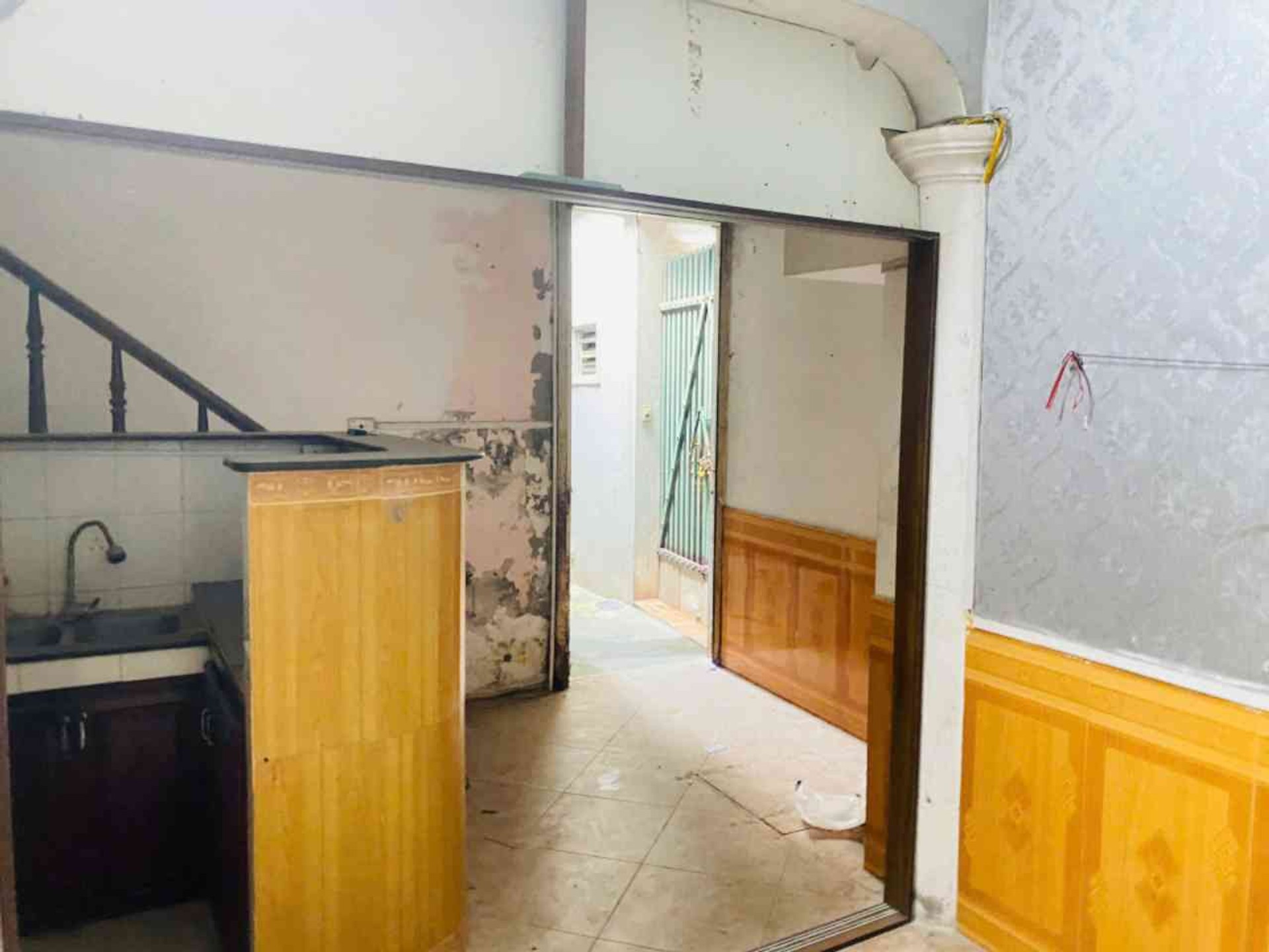 Bán nhà Minh Khai - diện tích 70m2 3 tầng - Nhà 2 mặt ngõ, rất thoáng - giá 12,25 tỷ