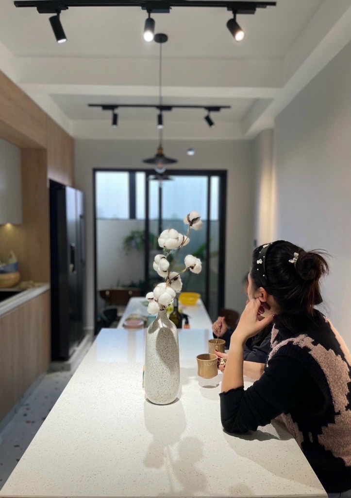 Bán nhà Hưng Phúc - diện tích 54m2 5 tầng - Ngõ thông, ô tô đỗ cửa - giá 11,8 tỷ