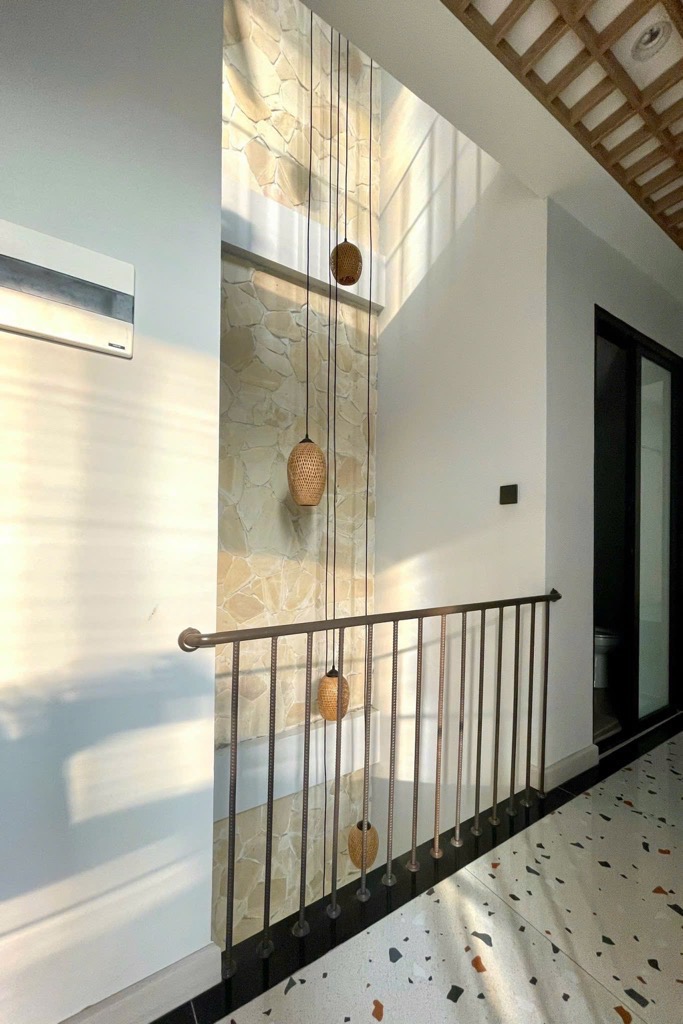 Bán nhà Hưng Phúc - diện tích 54m2 5 tầng - Ngõ thông, ô tô đỗ cửa - giá 11,8 tỷ
