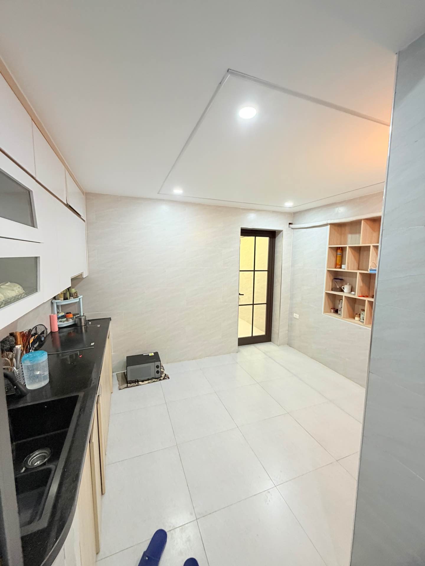Bán nhà Phố 8/3 - diện tích 70m2 1 tầng - ô tô đỗ cửa - giá 5,3 tỷ