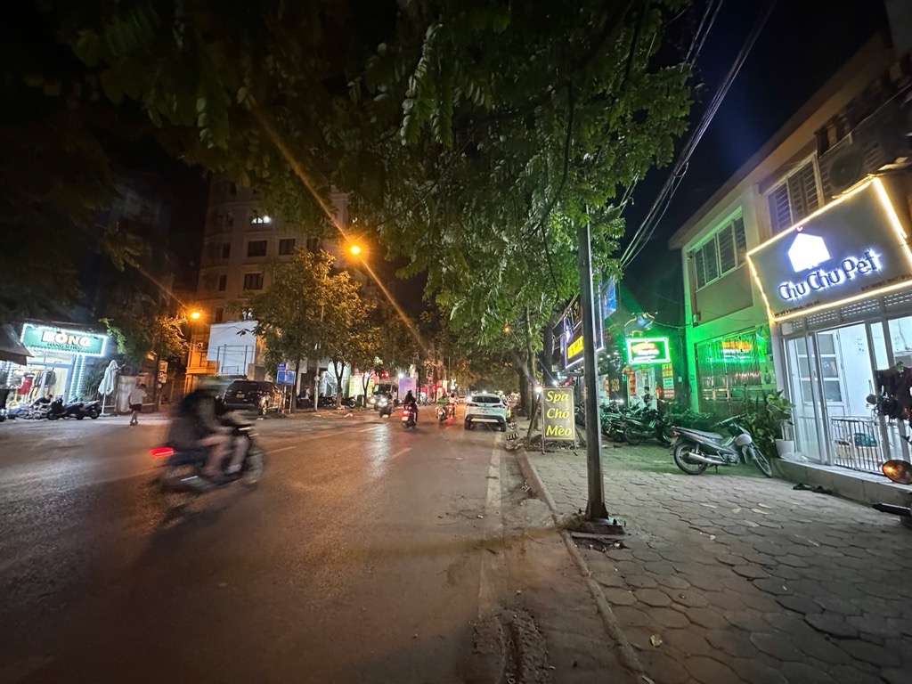 Bán nhà Dương Văn Bé - diện tích 112m2 1 tầng - Nhà mặt phố mặt tiền khủng - giá 47 tỷ