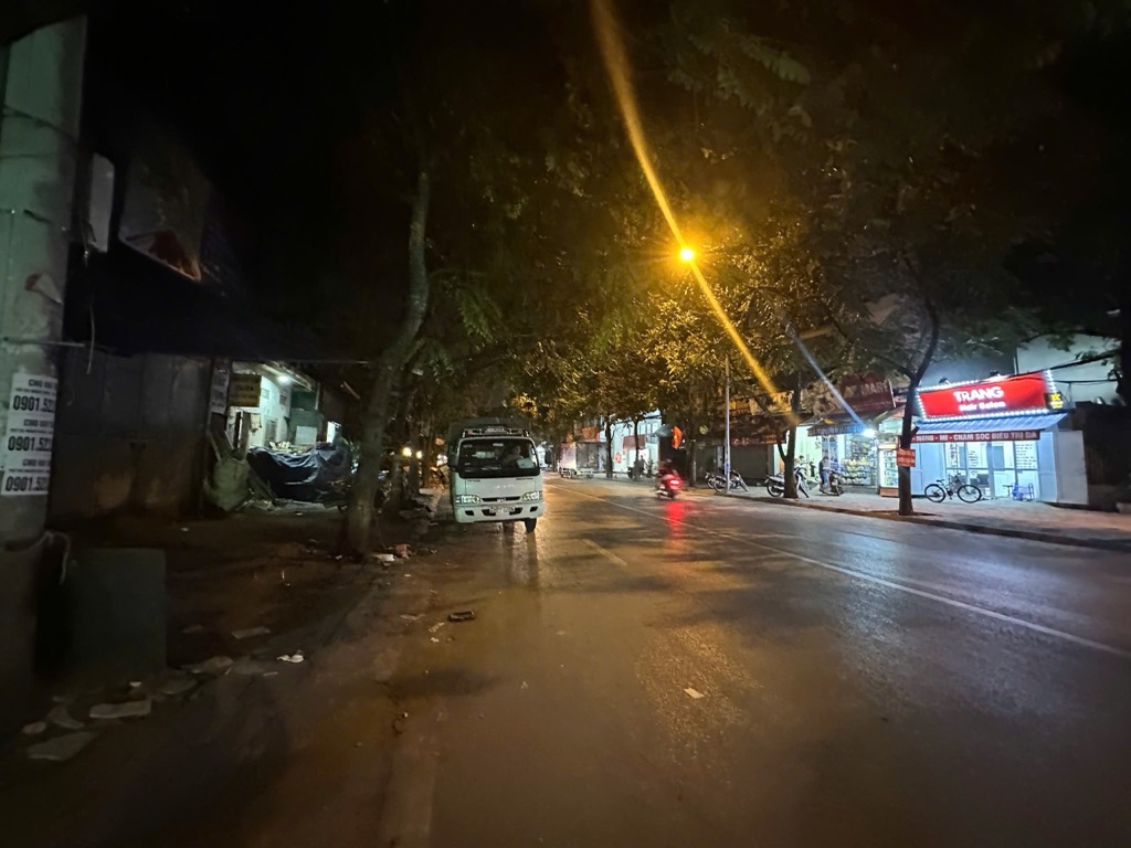 Bán nhà Dương Văn Bé - diện tích 112m2 1 tầng - Nhà mặt phố mặt tiền khủng - giá 47 tỷ