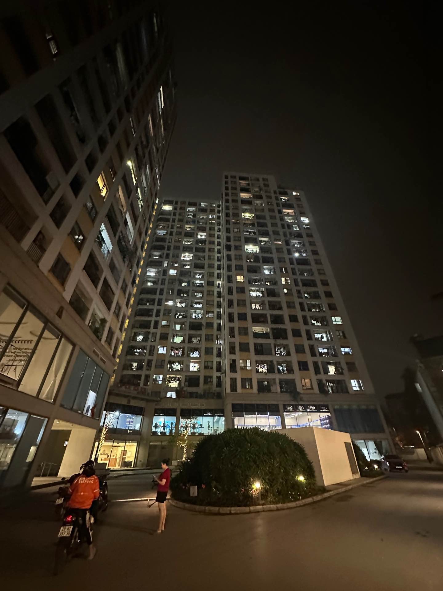 Bán nhà Vĩnh Hưng - diện tích 114m2 1 tầng - Nhà view sông Hồng nhiều ánh sáng tự nhiên - giá 8,6 tỷ