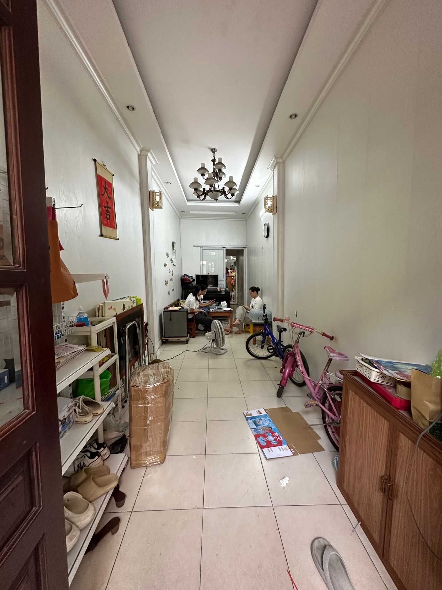Bán nhà Lương Yên - diện tích 36m2 3 tầng - Ô tô tránh - giá 14,5 tỷ