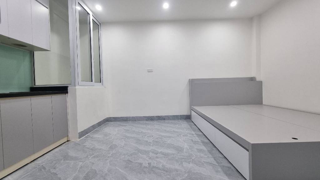 Bán nhà Định Công Thượng - diện tích 53m2 7 tầng - Ngõ 112 Định Công Thượng kinh doanh sầm uất - giá 14,3 tỷ